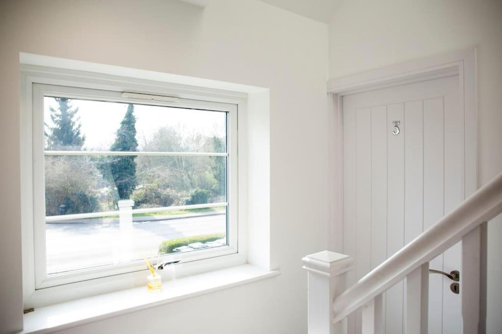 Bridge House Apartments - Free Parking Shottery Luaran gambar