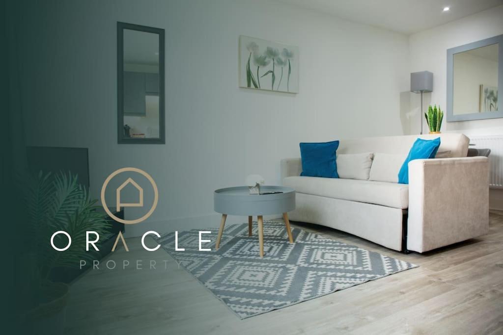 Bridge House Apartments - Free Parking Shottery Luaran gambar