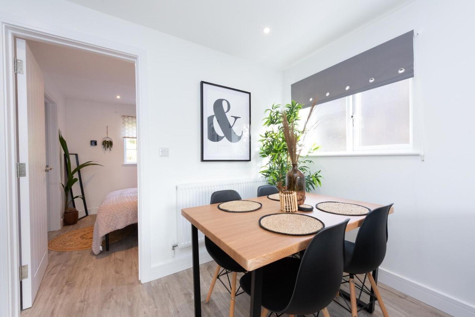 Bridge House Apartments - Free Parking Shottery Luaran gambar
